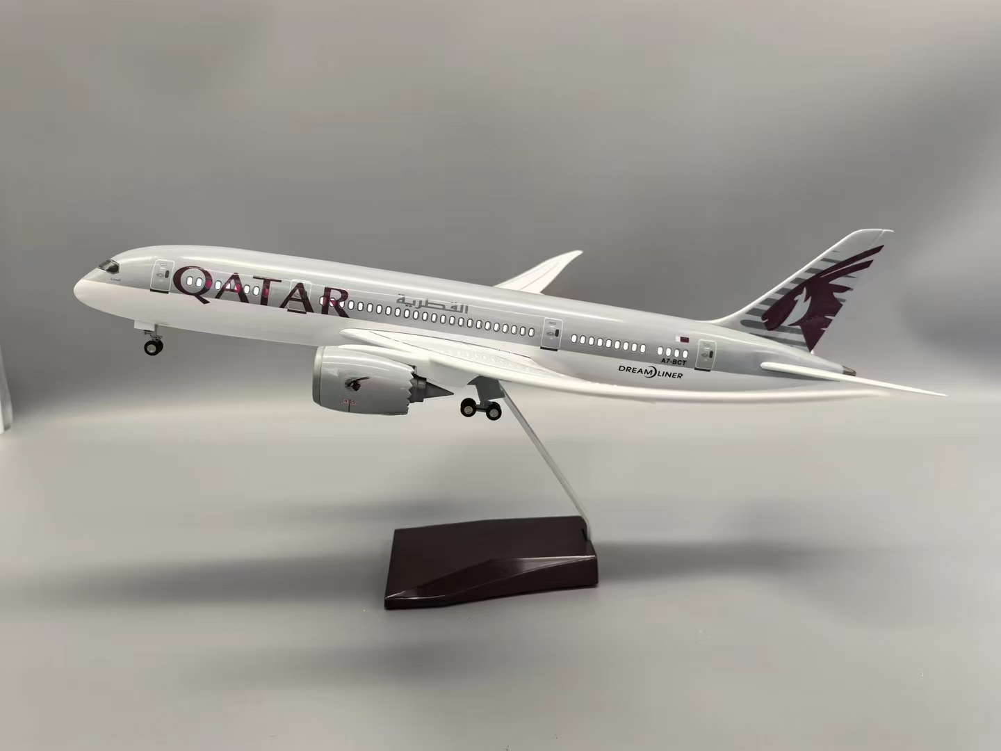 Home Decor Qatar - 47cm 1/130 스케일 카타르 B787 레진
