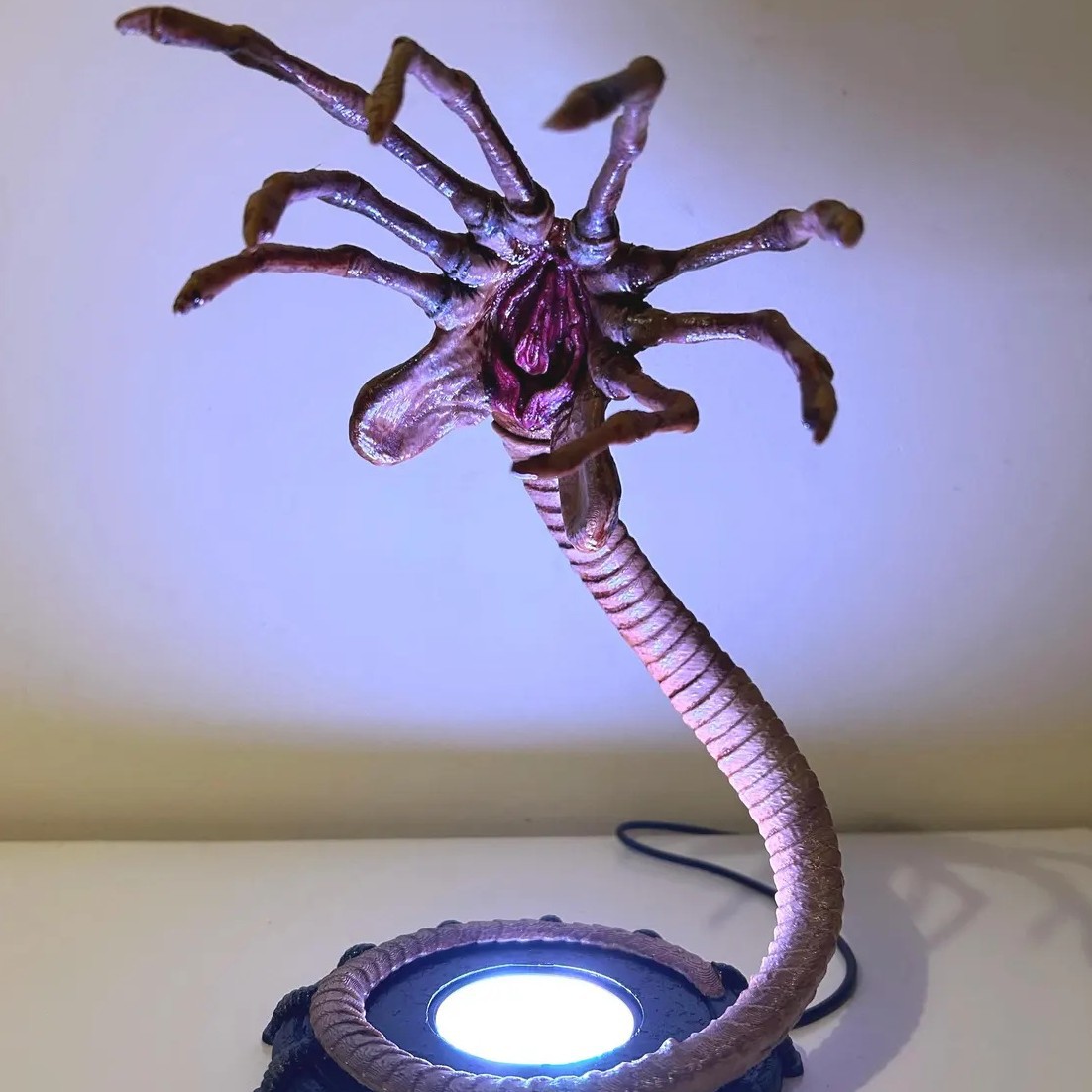 Home Decor Lighting - 외계인 페이스허거 램프 야간 조명, LED