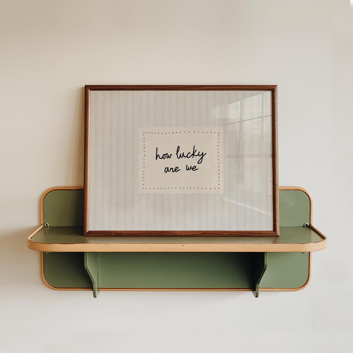 현대적이고 미니멀한 스타일의 '우리가 얼마나 행운인가' - Home Decor Minimal 리뷰 및 가격